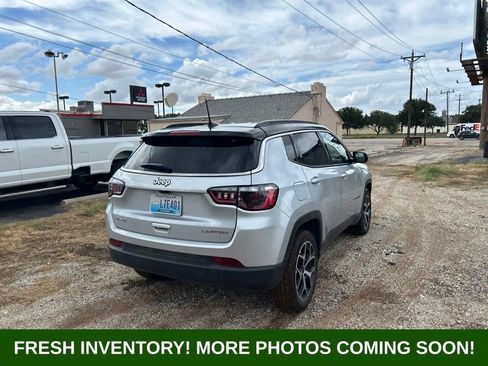 Used 2025 Jeep Compass Limited AWD/4WD image 3