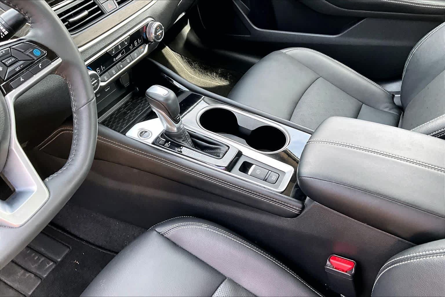 Certified 2025 Nissan Altima 2.5 SL AWD/4WD image 15