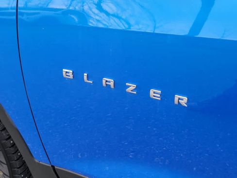 Certified 2025 Chevrolet Blazer LT image 23
