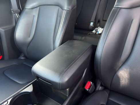 Used 2023 Kia Sportage EX AWD/4WD image 47