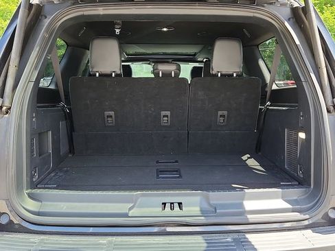 Used 2023 Ford Expedition Max Platinum AWD/4WD image 33