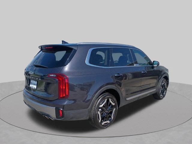 Used 2025 Kia Telluride S FWD image 6