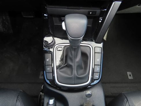Used 2025 Kia Seltos EX image 22