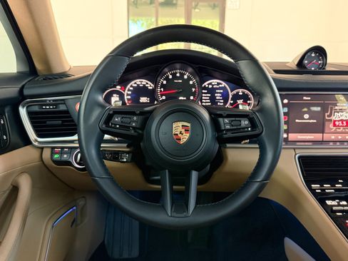 Used 2023 Porsche Panamera Platinum Edition RWD image 32