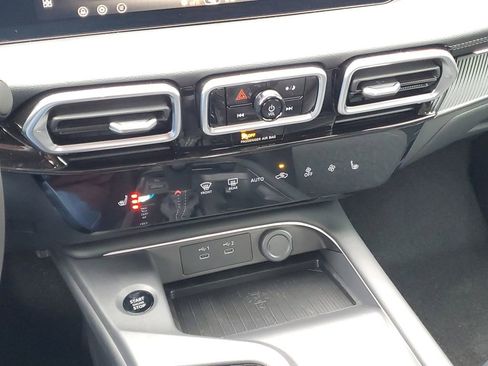 New 2026 Nissan Sentra SV image 20