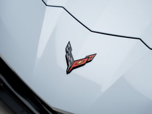Used 2023 Chevrolet Corvette Stingray Premium Cpe w/ Z51 Performance Package RWD image 15