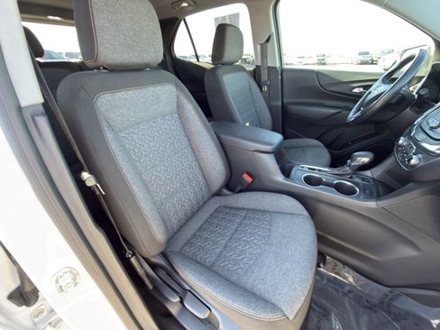 Used 2022 Chevrolet Equinox LT image 13