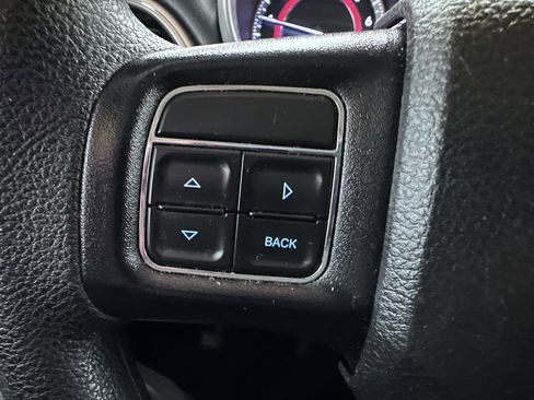 Used 2019 Dodge Journey SE FWD image 44
