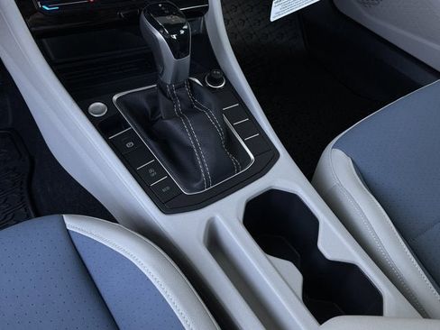 New 2025 Volkswagen Jetta SE image 16