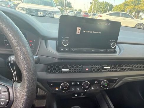 Used 2024 Honda Accord EX image 19