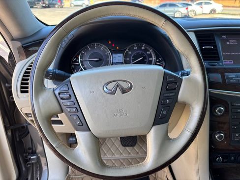 Used 2014 INFINITI QX80 4WD w/ Deluxe Touring Package image 40