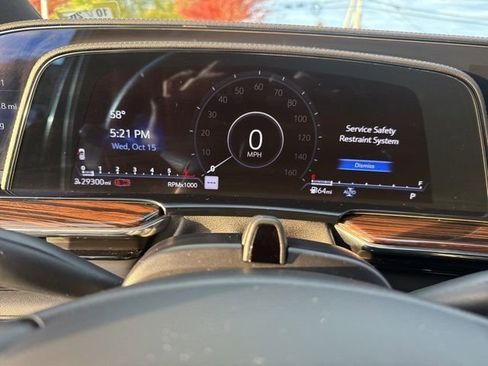 Used 2023 Cadillac Escalade Premium Luxury w/ Performance Package image 22