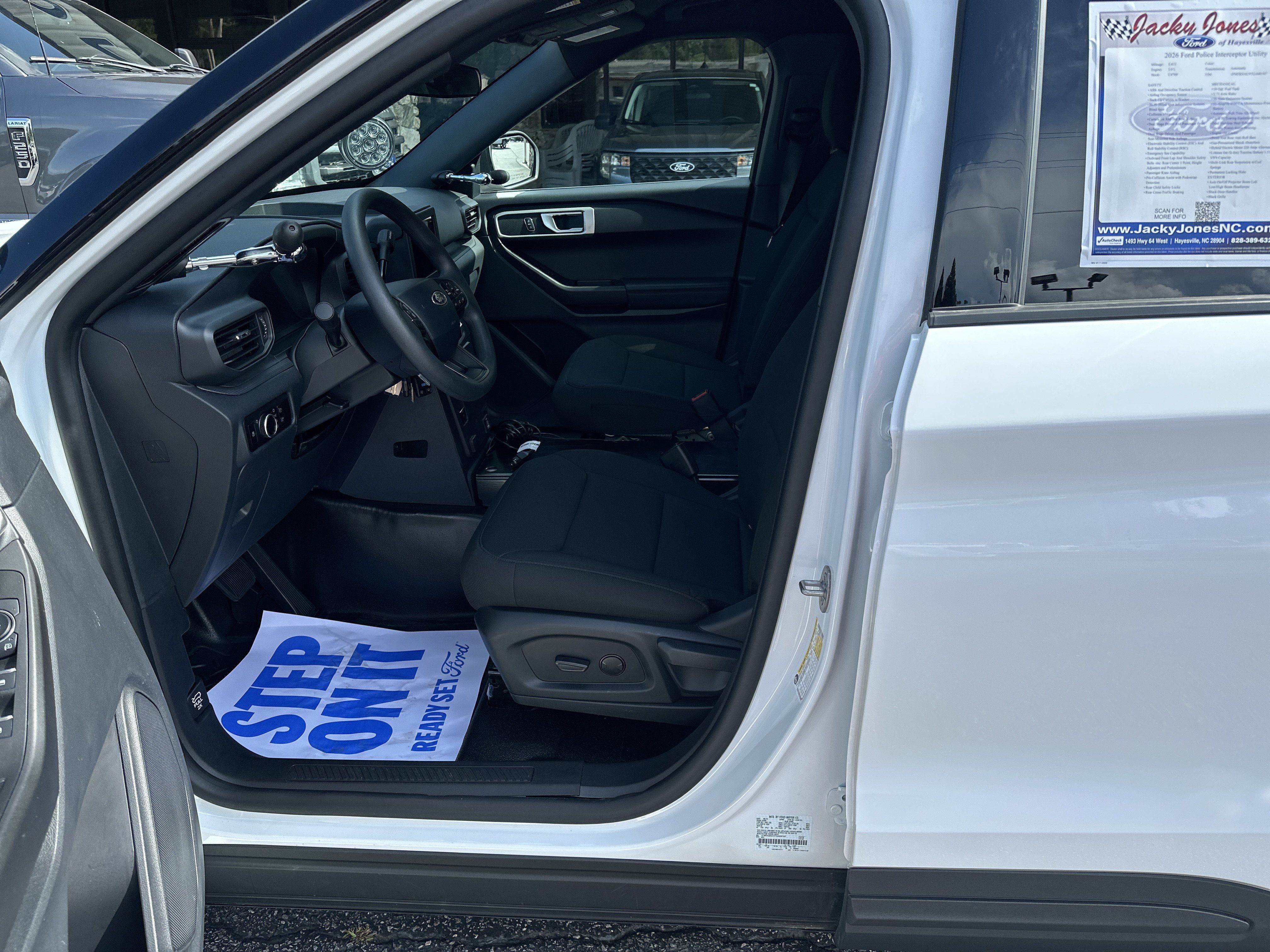 Used 2026 Ford Explorer 4WD Police Interceptor w/ Ready For The Road Package image 9