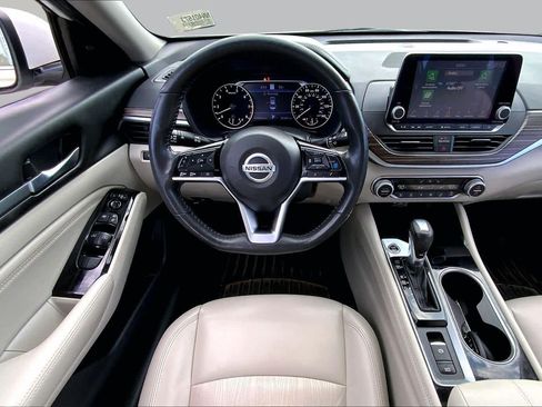 Used 2022 Nissan Altima 2.5 SL AWD/4WD image 6