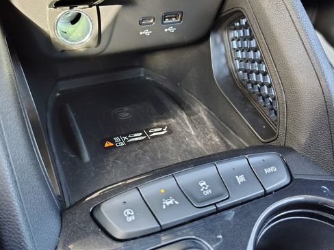 Used 2024 Chevrolet TrailBlazer LT w/ Convenience Package AWD/4WD image 34