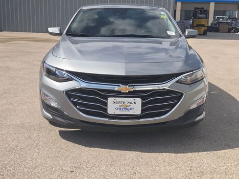 Used 2024 Chevrolet Malibu LT FWD image 7
