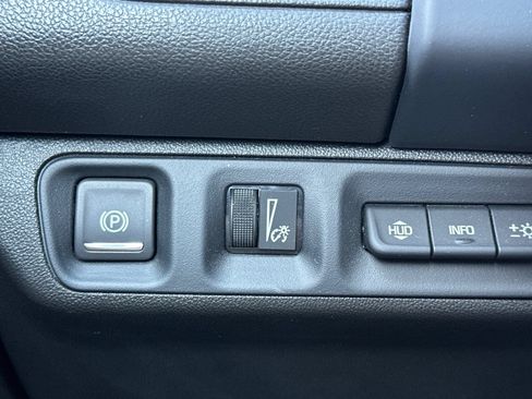 Used 2023 GMC Acadia AT4 w/ Technology Package AWD/4WD image 41