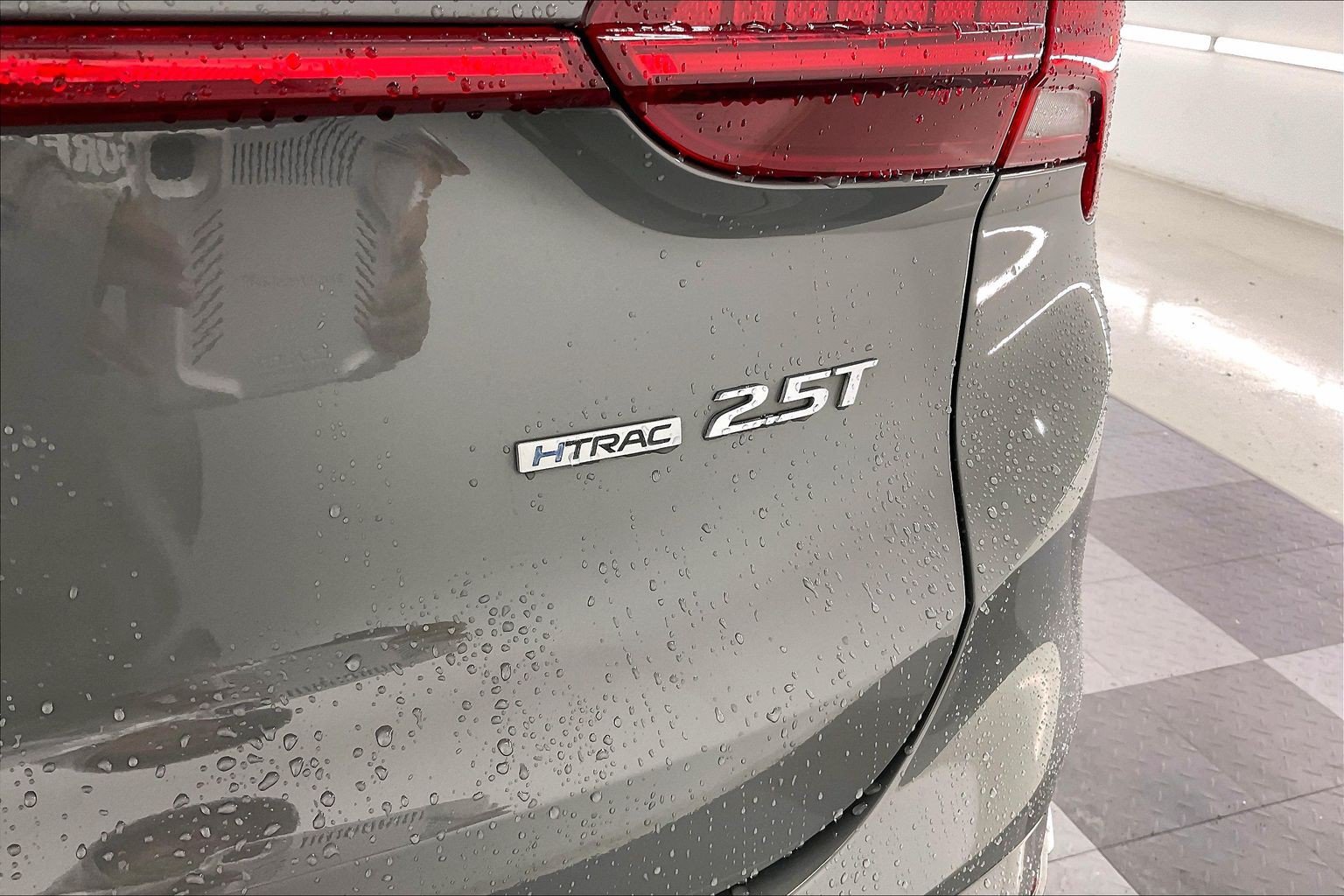 Used 2023 Hyundai Santa Fe Calligraphy w/ Cargo Package AWD/4WD image 7