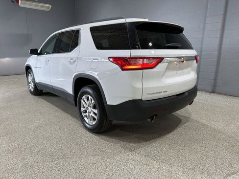 Used 2021 Chevrolet Traverse LT image 7