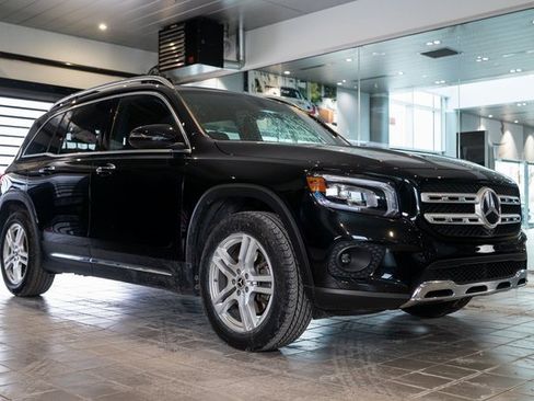 Certified 2022 Mercedes-Benz GLB 250 4MATIC image 1