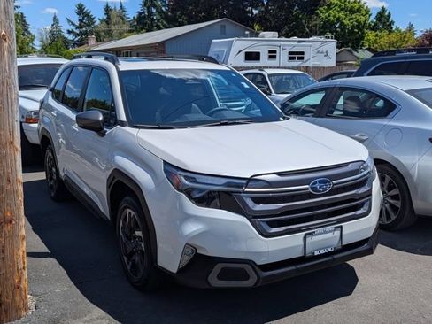 Used 2025 Subaru Forester Limited w/ Popular Package #1 AWD/4WD image 9