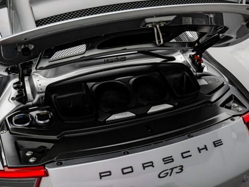 Used 2018 Porsche 911 GT3 w/ Sport Chrono Package image 81