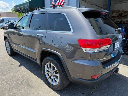 Used 2015 Jeep Grand Cherokee Limited w/ Trailer Tow Group IV AWD/4WD image 8