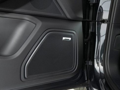 New 2026 Porsche Macan AWD/4WD image 20