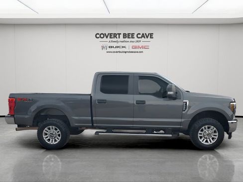 Used 2019 Ford F250 XL w/ STX Appearance Package image 11
