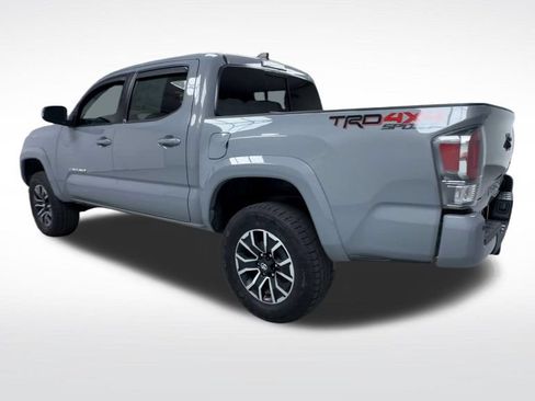Used 2021 Toyota Tacoma TRD Sport w/ Technology Package AWD/4WD image 19