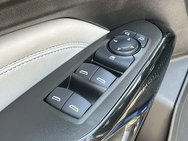 Used 2024 Chevrolet Trax LT w/ Driver Confidence Package FWD image 27