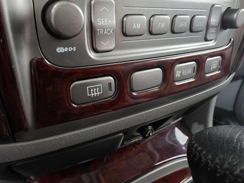 Used 2003 Toyota Land Cruiser AWD/4WD image 42