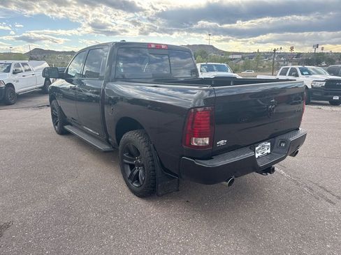 Used 2015 RAM 1500 Sport w/ Black Ram 1500 Sport Group AWD/4WD image 6