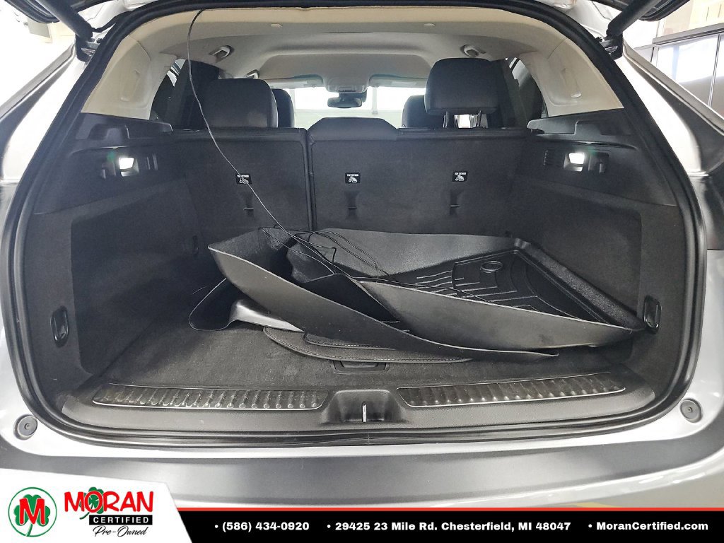 Used 2021 Buick Envision Essence w/ Technology Package I AWD/4WD image 11