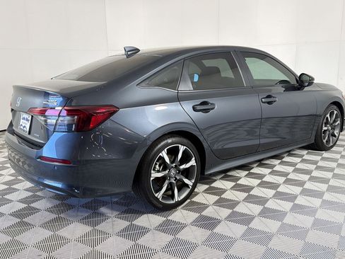Used 2025 Honda Civic Sport Touring image 9