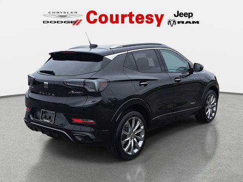 Used 2024 Buick Encore GX Avenir w/ Avenir Convenience Package AWD/4WD image 4