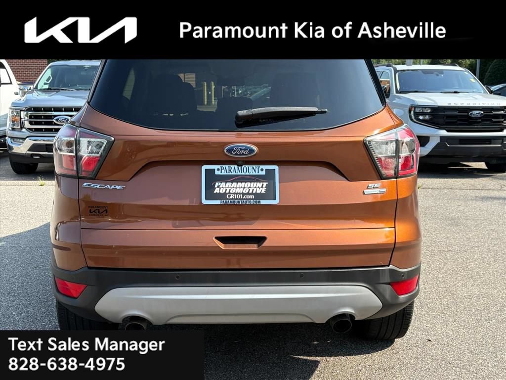 Used 2017 Ford Escape SE w/ Equipment Group 201A AWD/4WD image 5