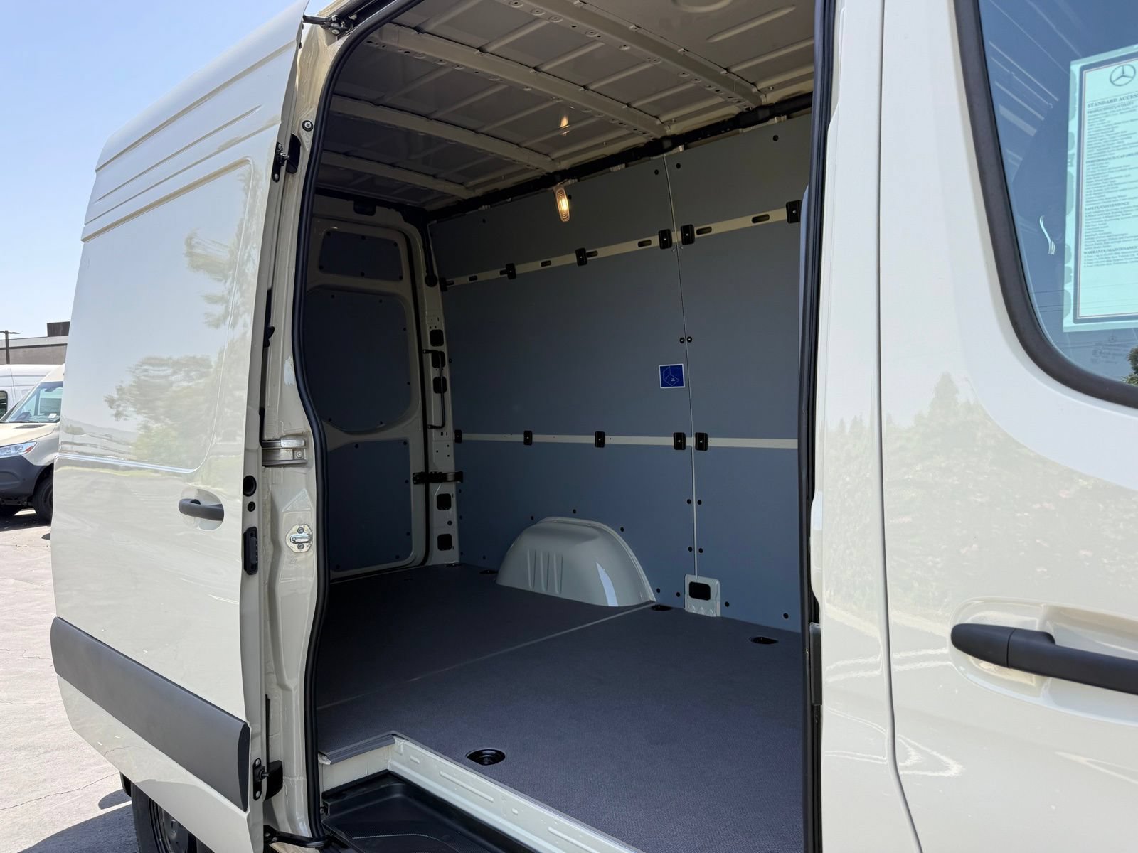 New 2025 Mercedes-Benz Sprinter 2500 image 16