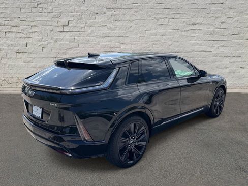 New 2026 Cadillac Lyriq Signature Sport w/ LPO, Floor Liner Package RWD image 5