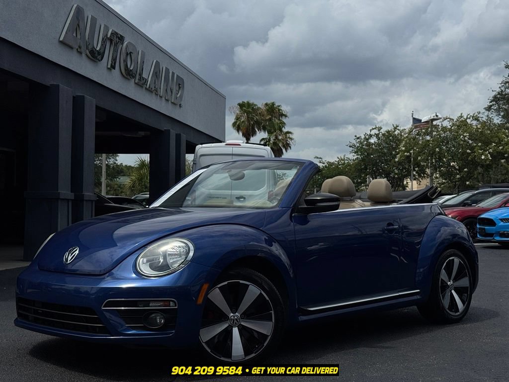 Used 2013 Volkswagen Beetle 2.0T FWD image 2