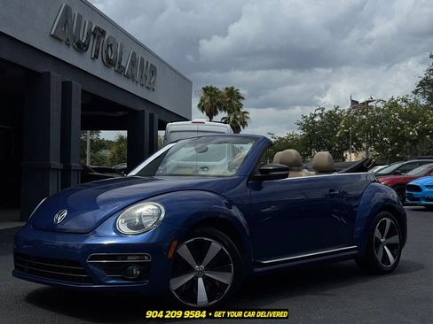 Used 2013 Volkswagen Beetle 2.0T FWD image 2