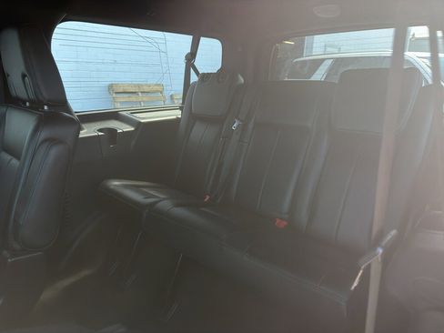 Used 2015 Ford Expedition EL XLT w/ Equipment Group 202A AWD/4WD image 10