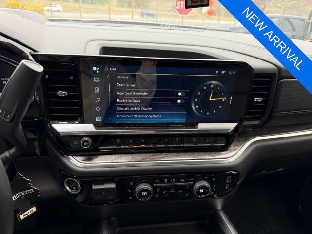 Used 2024 Chevrolet Silverado 3500 LTZ w/ LTZ Plus Package AWD/4WD image 12