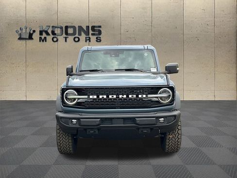 New 2025 Ford Bronco Outer Banks image 3
