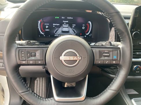 Used 2024 Nissan Pathfinder Platinum w/ Cargo Package image 62