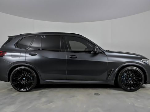 Used 2020 BMW X5 M Competition w/ Executive Package image 14