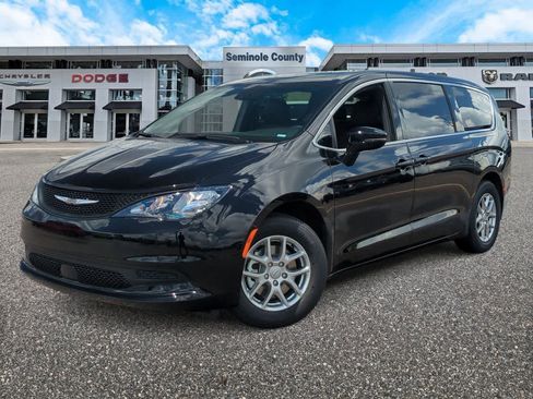 New 2026 Chrysler Voyager LX image 1