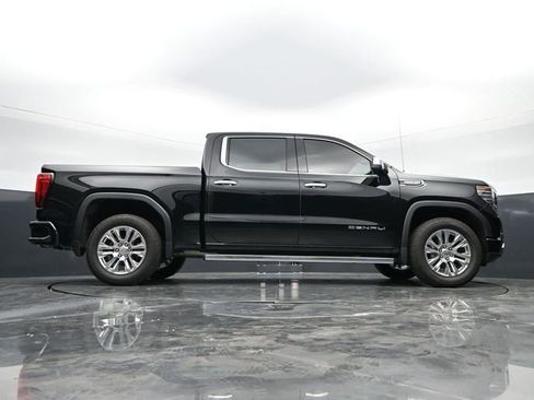 Used 2025 GMC Sierra 1500 Denali AWD/4WD image 45