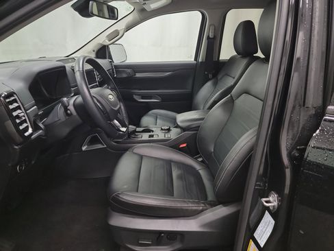 Used 2024 Ford Ranger Lariat w/ FX4 Off-Road Package image 12