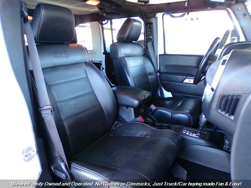 Used 2012 Jeep Wrangler Unlimited Sahara w/ Dual Top Group AWD/4WD image 24